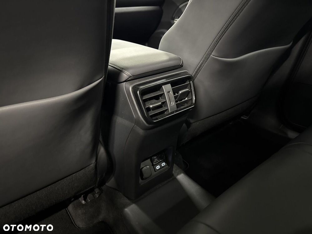 Lexus NX - 11