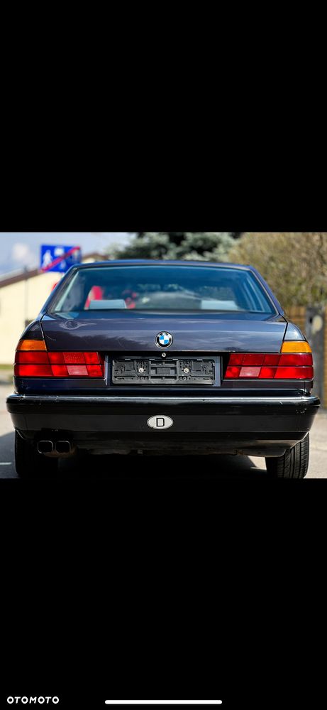 BMW Seria 7 750i - 4