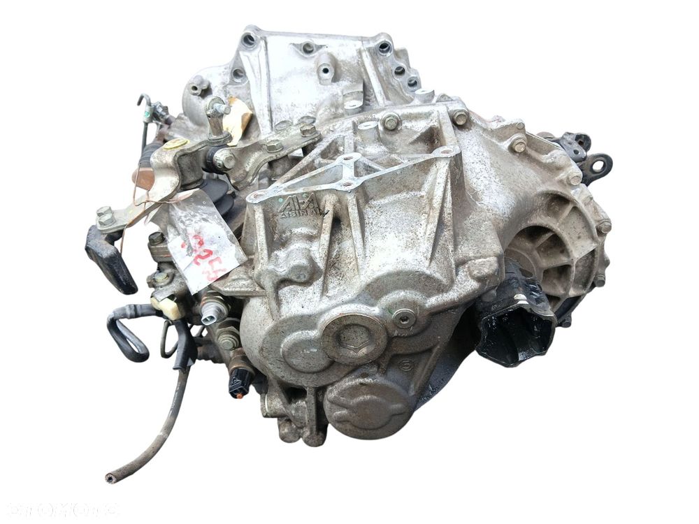 SKRZYNIA BIEGÓW TOYOTA AVENSIS T27 (2009-2011) 2.0 D4D 126KM - 5