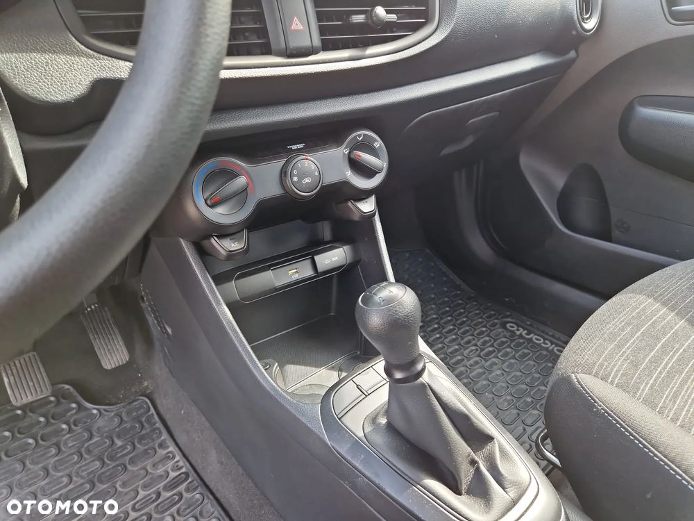 Kia Picanto 1.0 M - 12