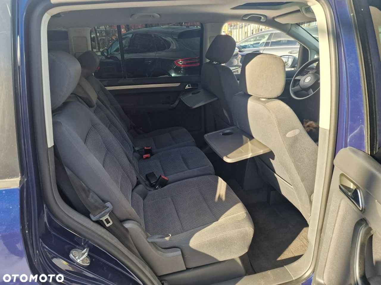 Volkswagen Touran 2.0 TDI DPF BlueMotion Technology DSG Life - 25