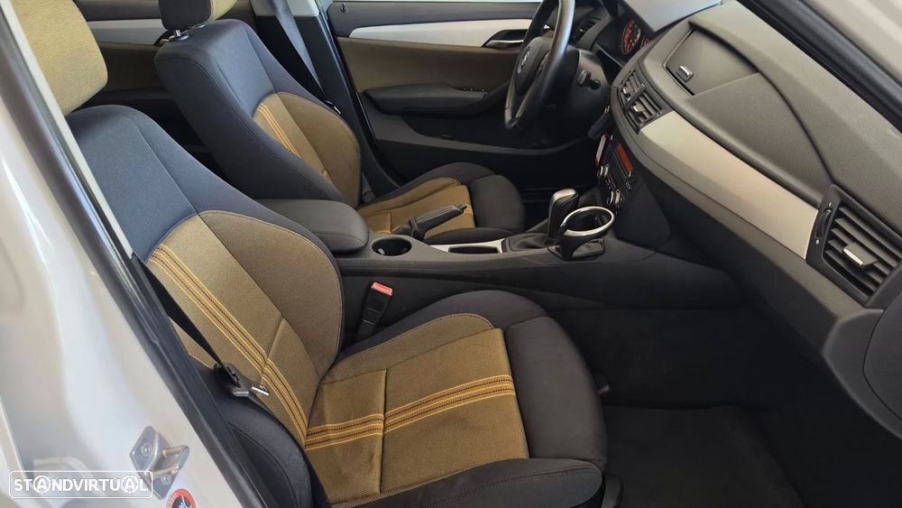BMW X1 20 d xDrive Auto - 48
