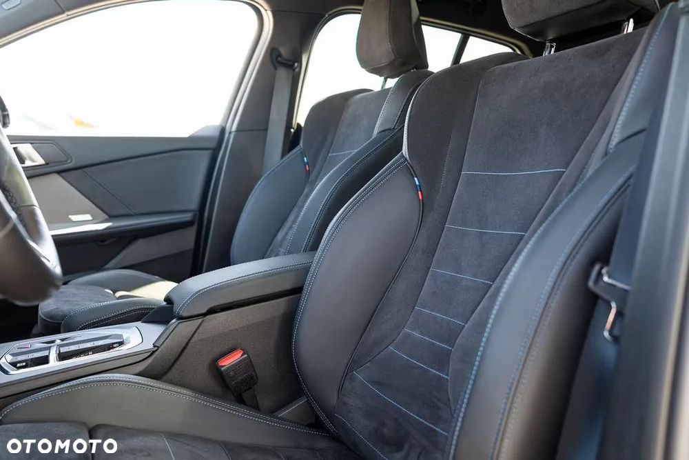 BMW Seria 1 123 mHEV xDrive - 14