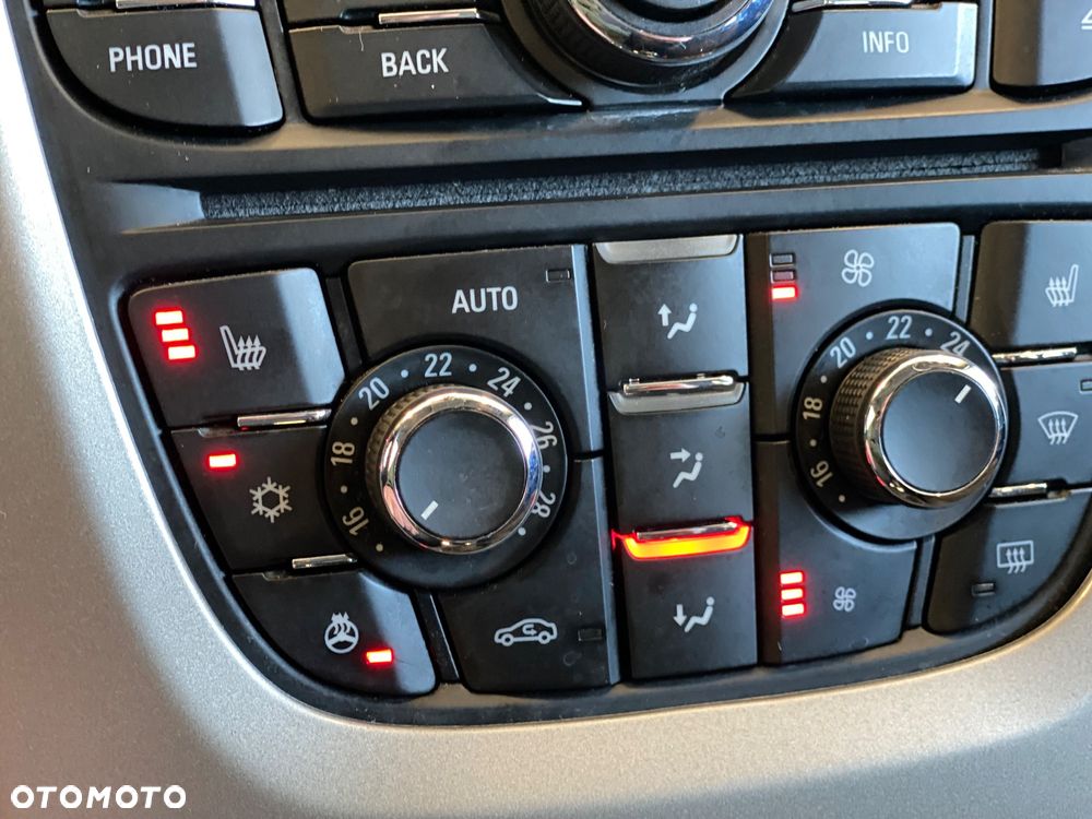 Opel Astra IV 1.7 CDTI Cosmo - 23