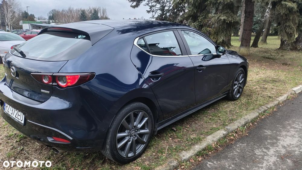 Mazda 3 SKYACTIV-G 2.0 M-Hybrid - 4