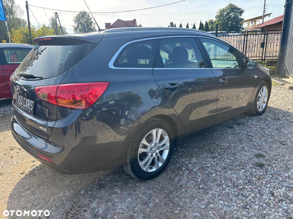 Kia Ceed 1.6 CRDi 128 ISG Platinum Edition - 10
