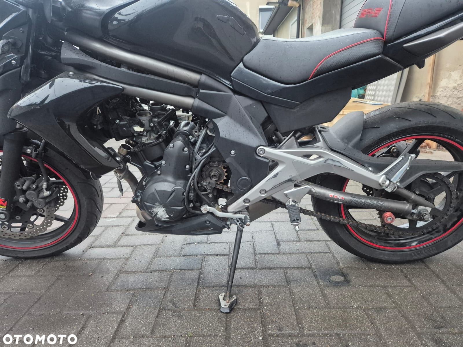 Kawasaki ER - 9