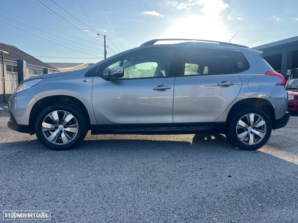 Peugeot 2008 1.2 PureTech Style - 20