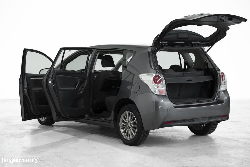 Toyota Verso - 6