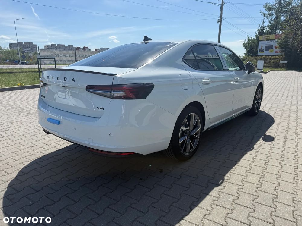 Skoda Superb 2.0 TSI 4x4 Sportline DSG - 4