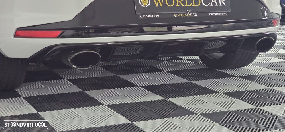 SEAT Leon 2.0 TSI Cupra DSG S/S - 36