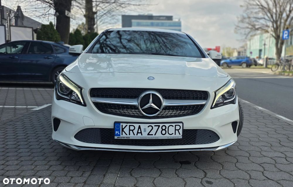 Mercedes-Benz CLA 250 7G-DCT UrbanStyle Edition - 16