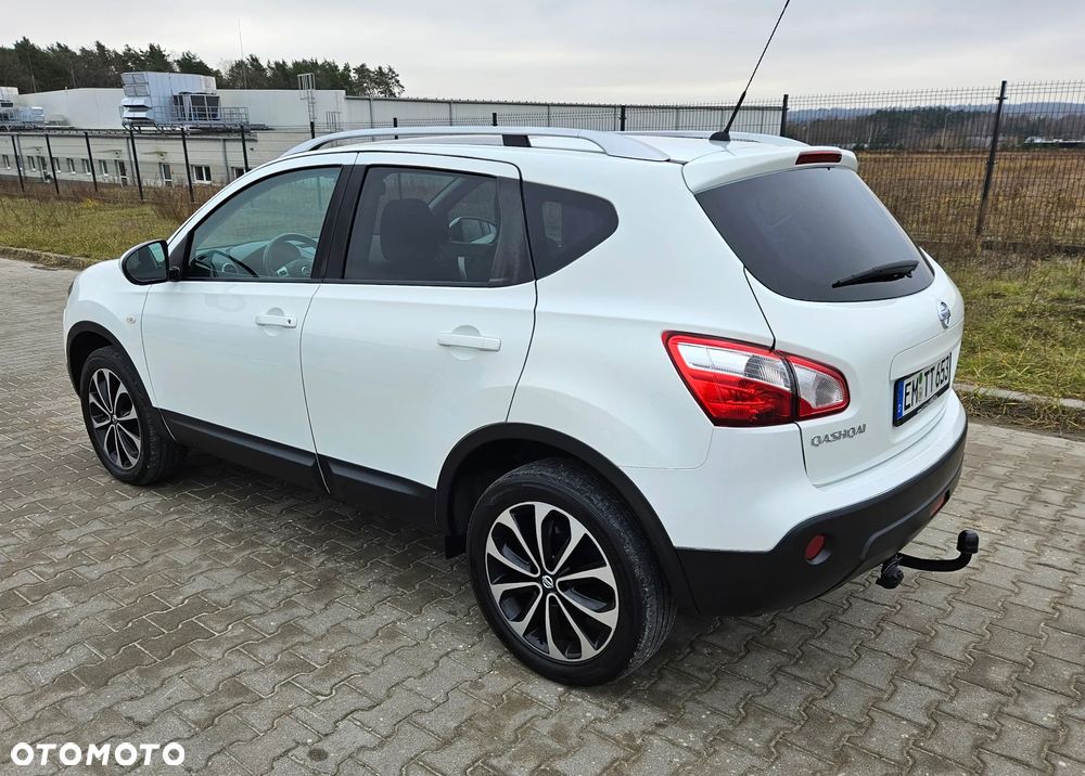 Nissan Qashqai 1.6 dCi 4 x 4 DPF Start/Stop I-Way - 4