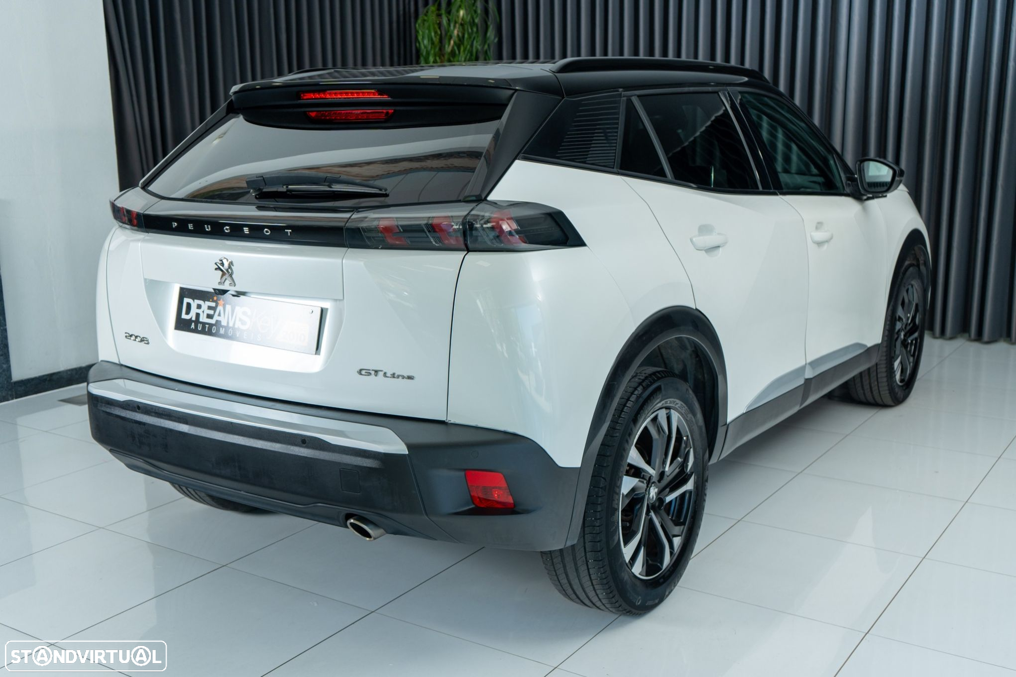 Peugeot 2008 - 7