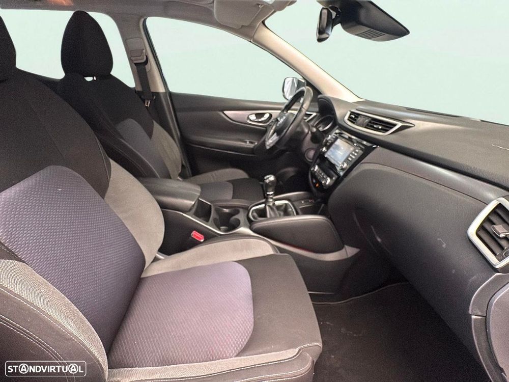 Nissan Qashqai 1.5 dCi N-Connecta - 15