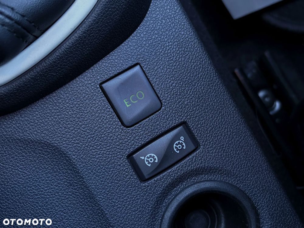 Renault Captur (ENERGY) TCe 90 INTENS - 30