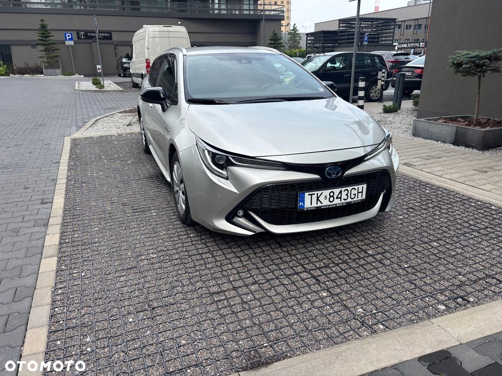 Toyota Corolla 1.8 Hybrid Executive - 32