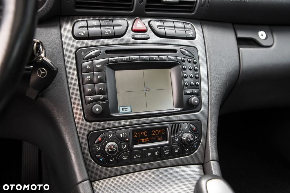 Mercedes-Benz Klasa C 32 T AMG - 21