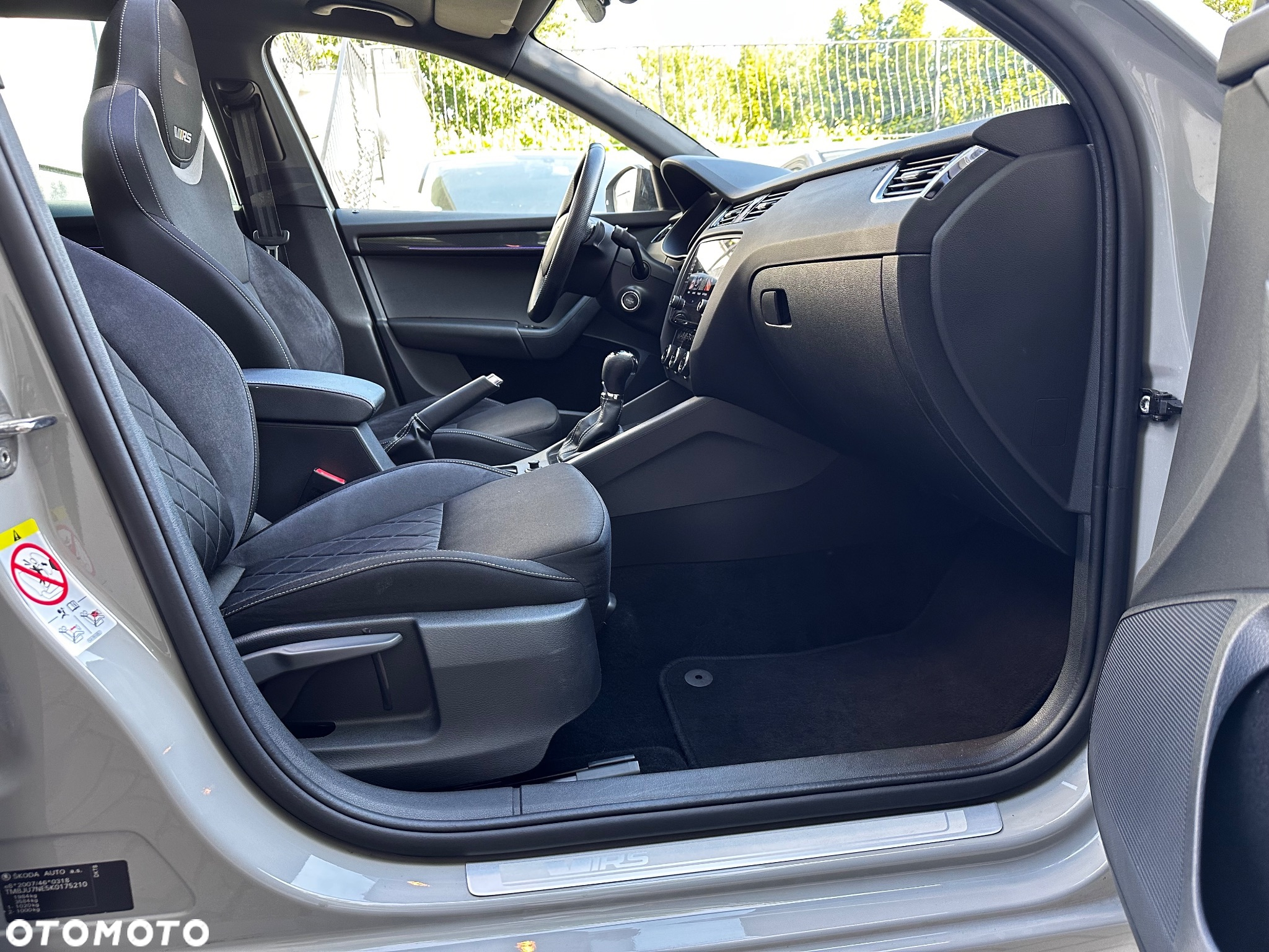 Skoda Octavia 2.0 TSI RS Challenge 245 DSG - 16