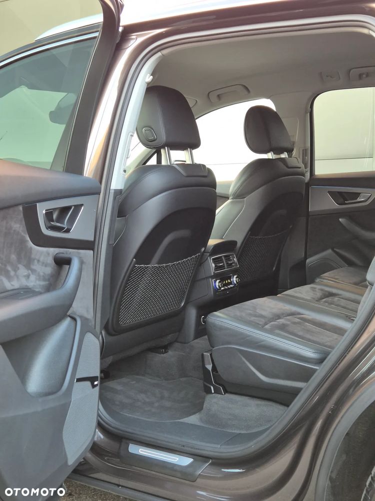 Audi Q7 - 22