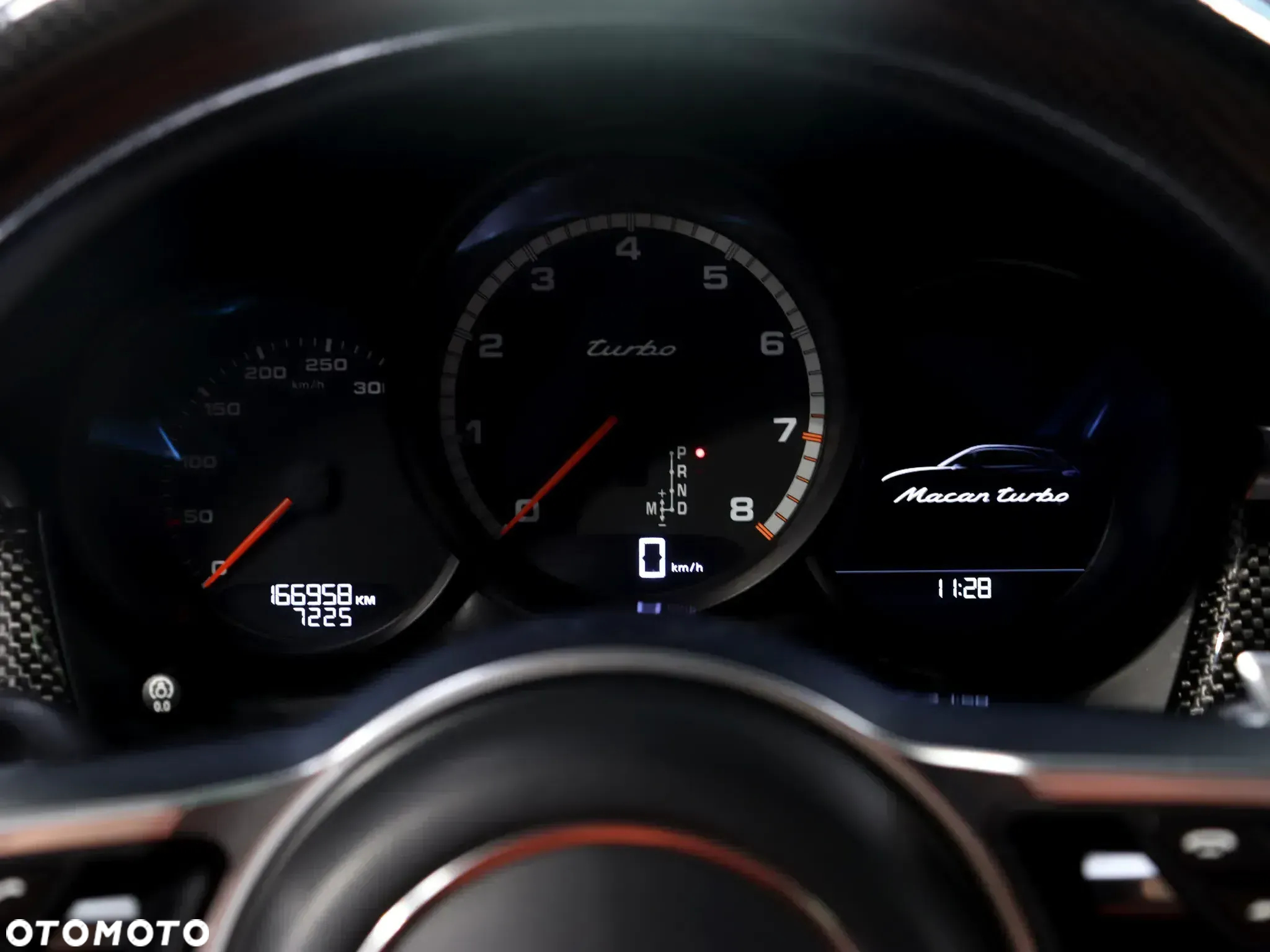 Porsche Macan Turbo - 20