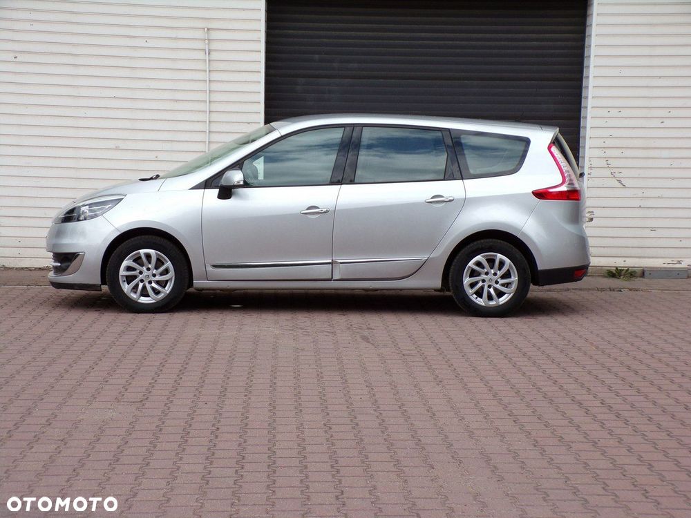 Renault Grand Scenic - 9