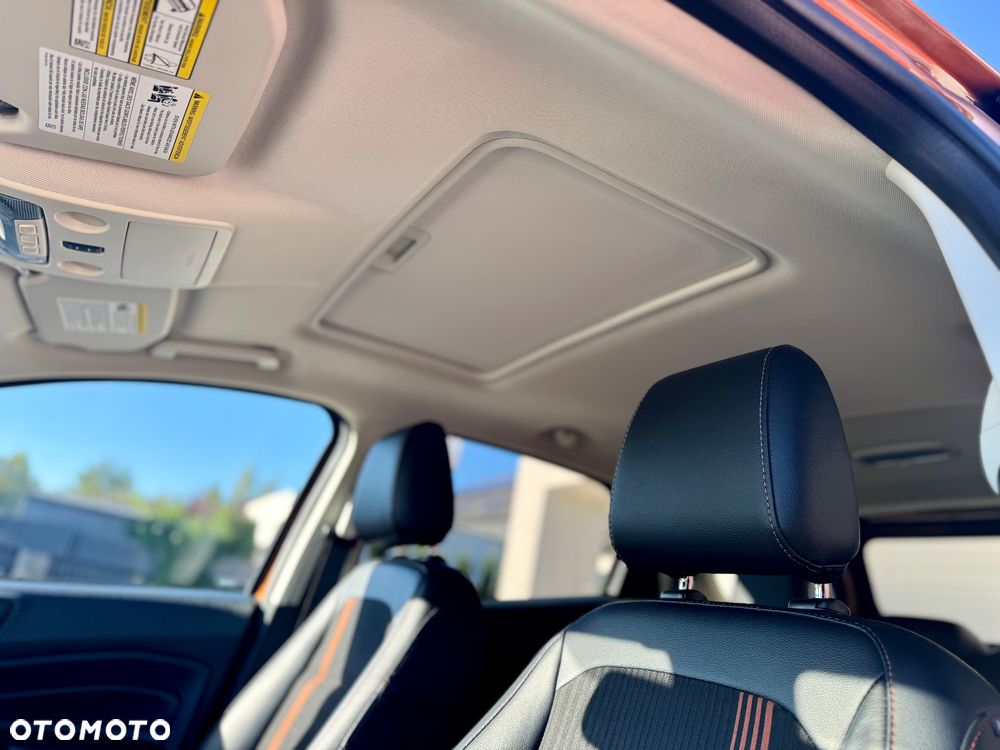 Ford EcoSport - 26