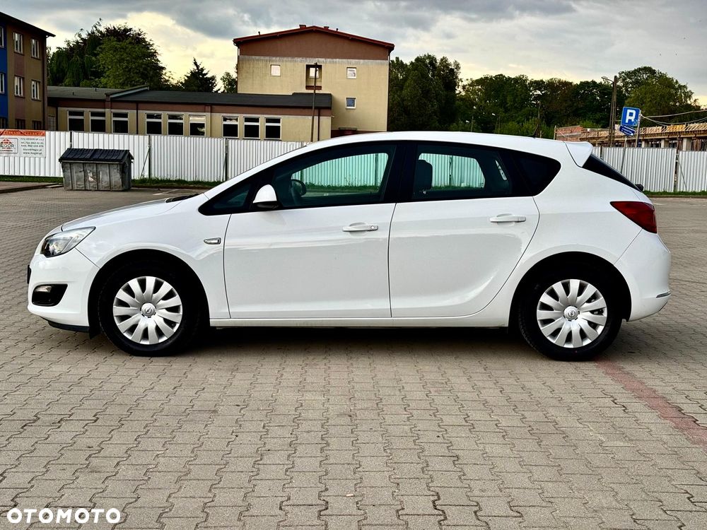Opel Astra 1.6 Selection - 9