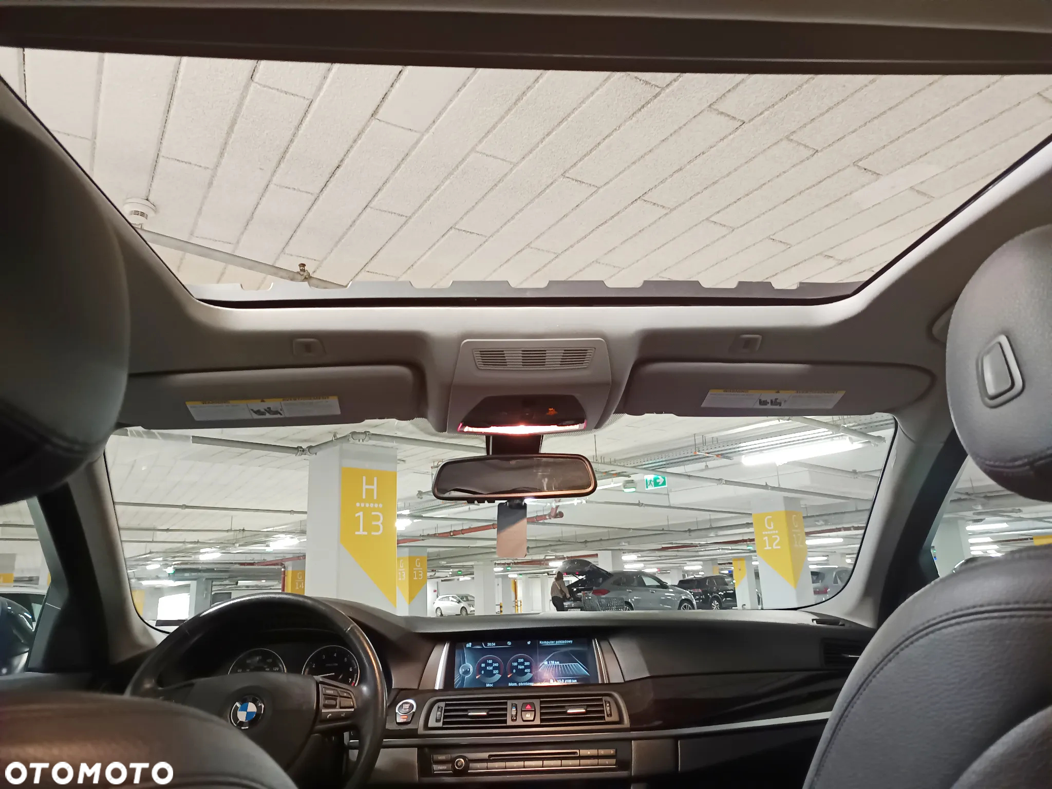 BMW Seria 5 528i xDrive - 15