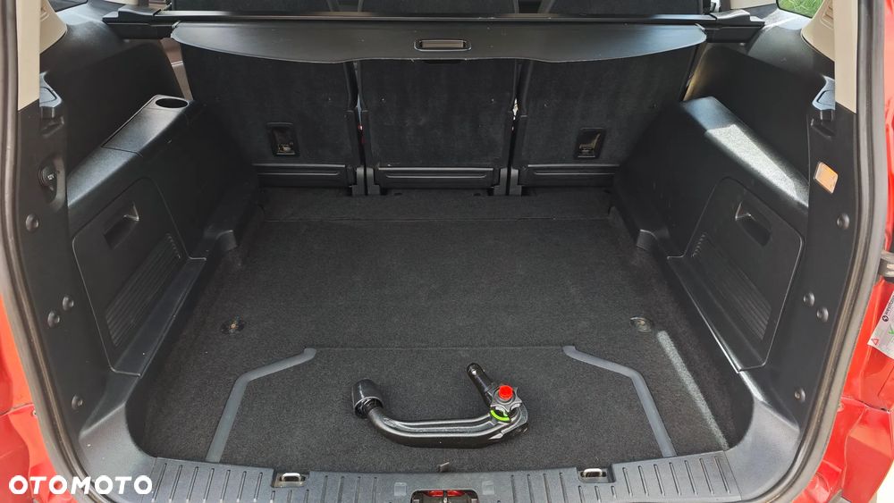Ford S-Max 2.0 FF Titanium - 23