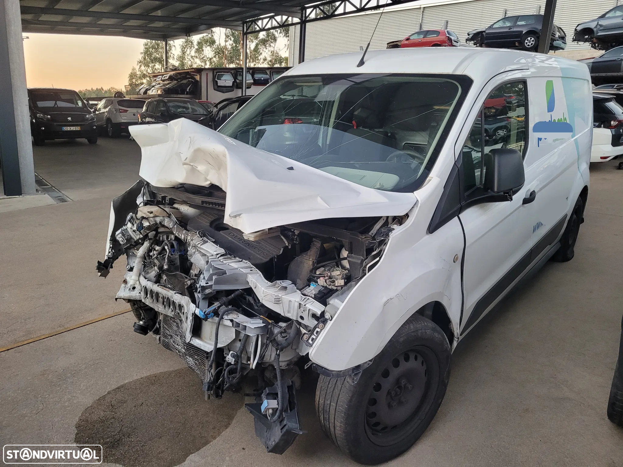 Ford Transit Connect 2017 para peças - 2