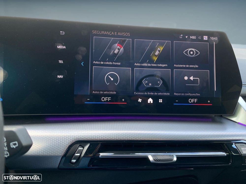 BMW 225xe Active Tourer e xDrive Pack Desportivo M - 14