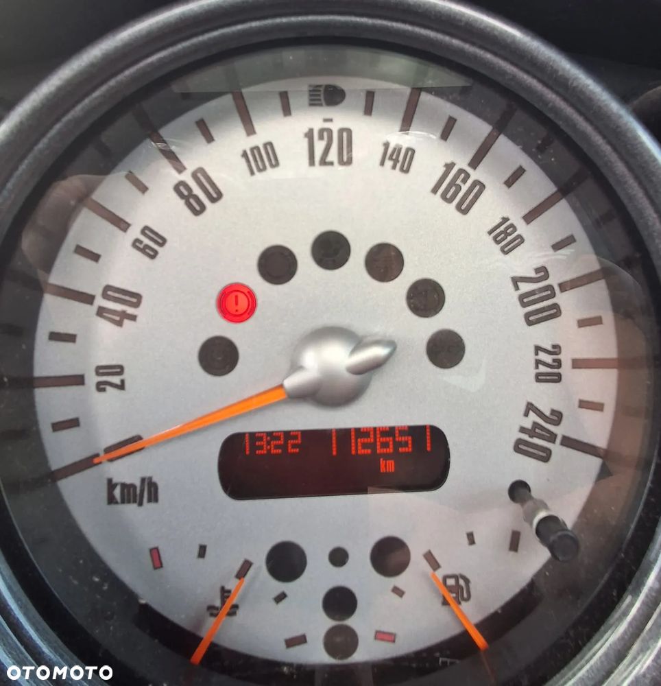MINI Cooper Standard - 10