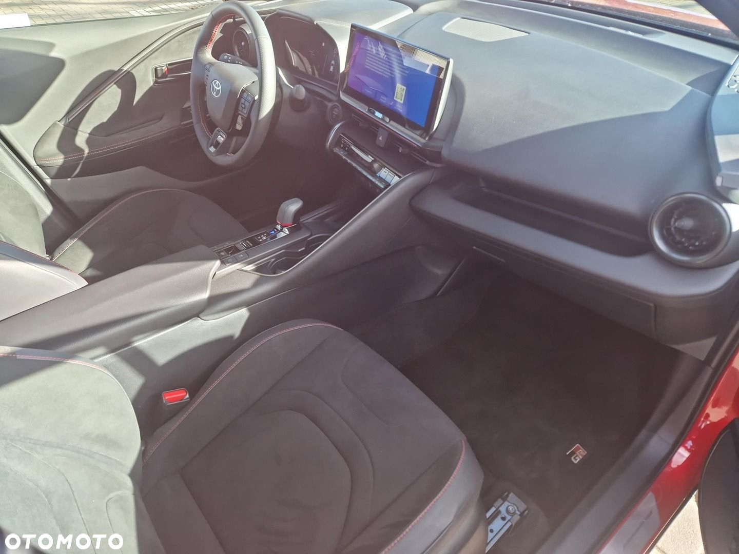 Toyota C-HR - 9