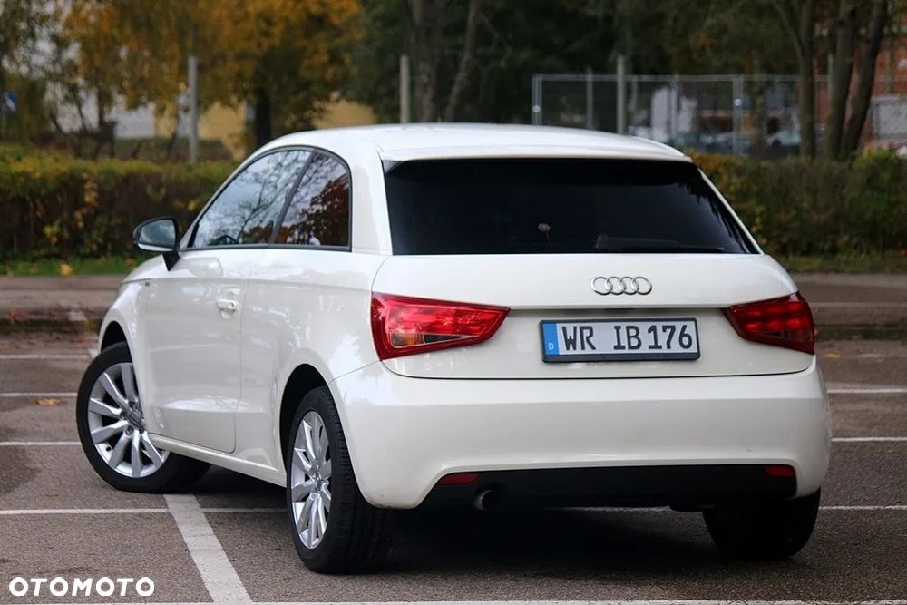 Audi A1 1.2 TFSI S line edition - 9