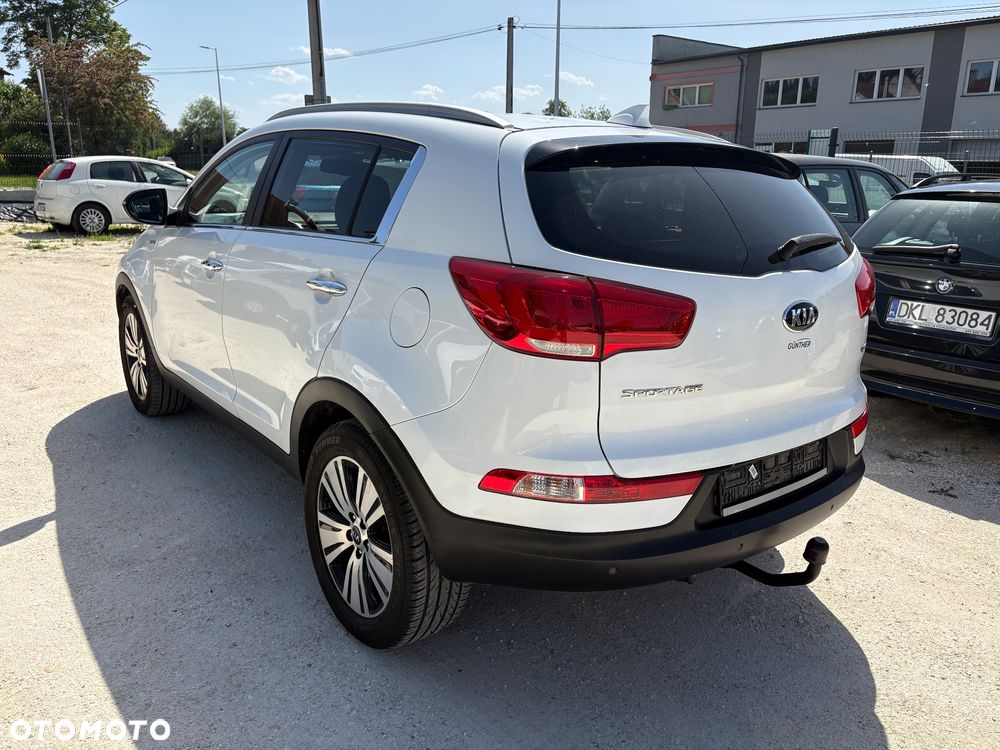 Kia Sportage 2.0 CRDI L AWD - 9