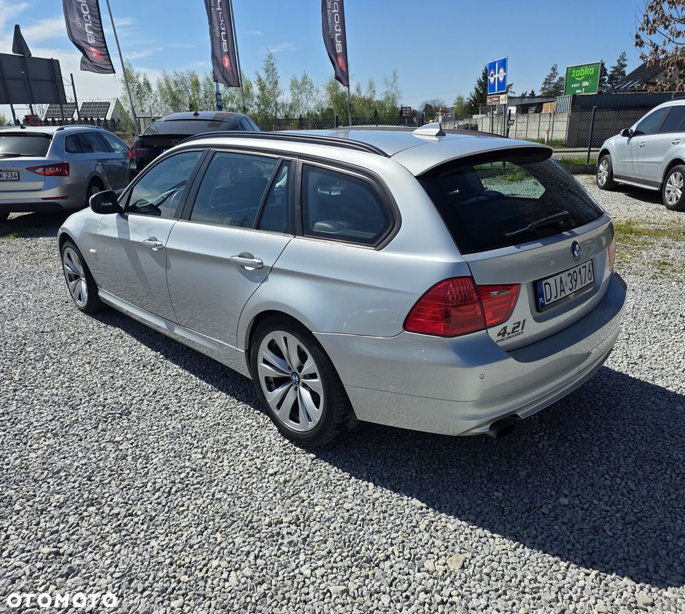 BMW Seria 3 318d DPF Edition Exclusive - 7