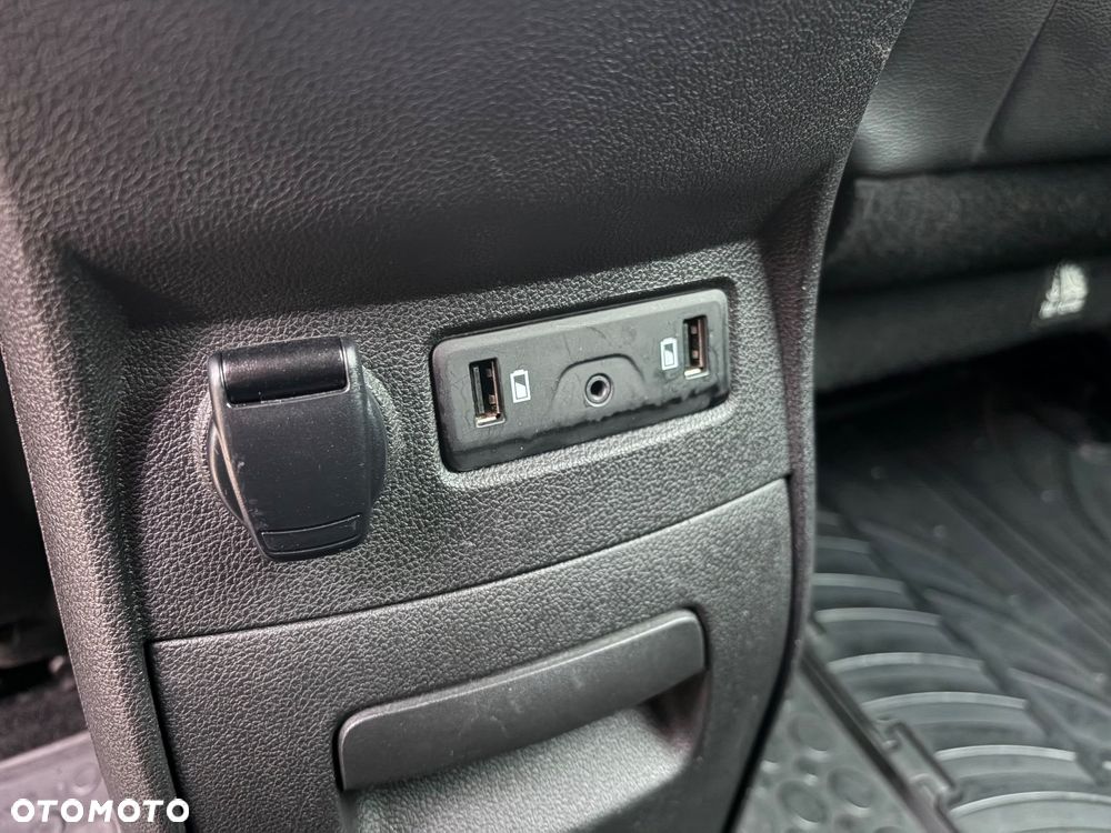 Renault Scenic - 28