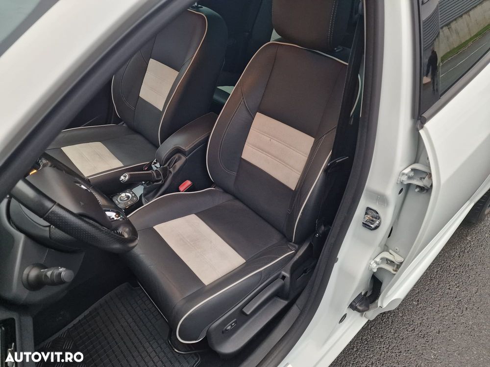 Renault Megane 1.5 dCi Privilege - 9