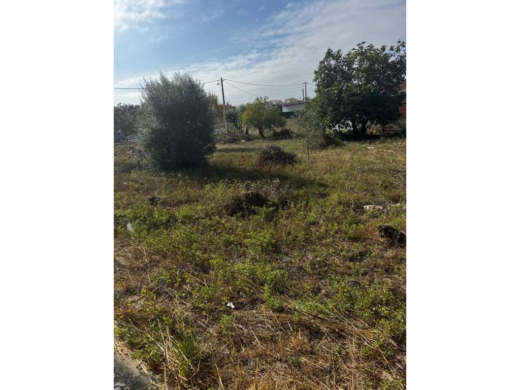 Terreno Urbano à Venda em Sobreda - Grande imagem: 5/12