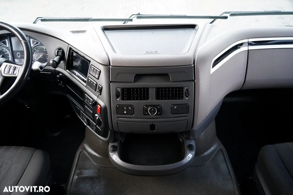 DAF XF 530 / I-PARK COOL / CABINĂ SUPER SPACE / CUPTOR CU MICROUNDE - 29