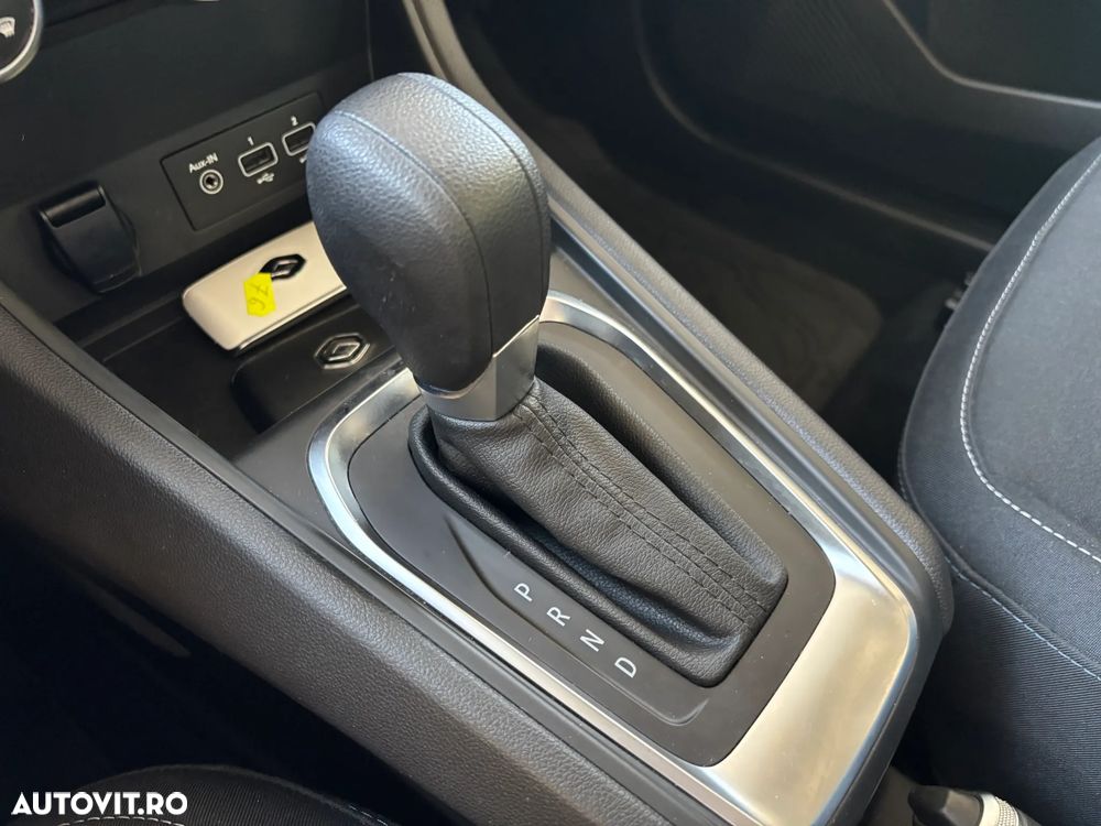 Renault Captur TCe Mild Hybrid 140 EDC GPF TECHNO - 20