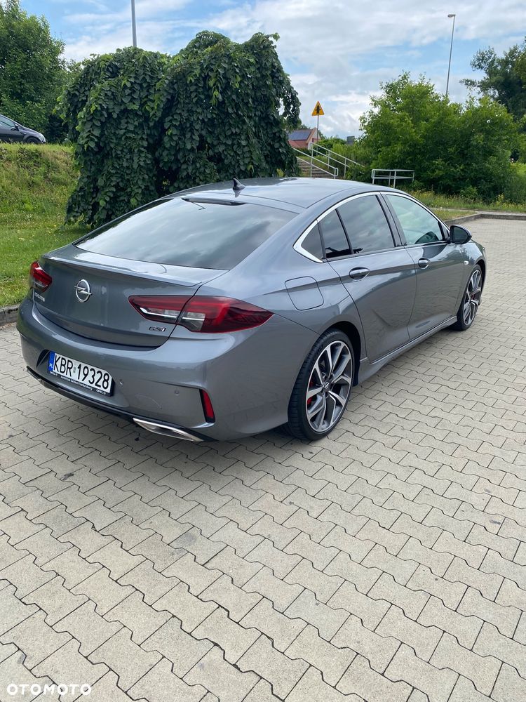 Opel Insignia 2.0 Direct InjectionTurbo GSI - 2