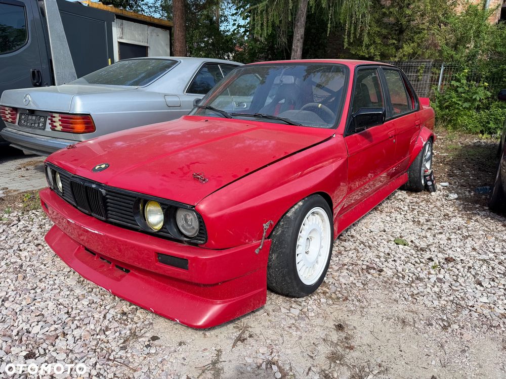 BMW Seria 3 325i - 2