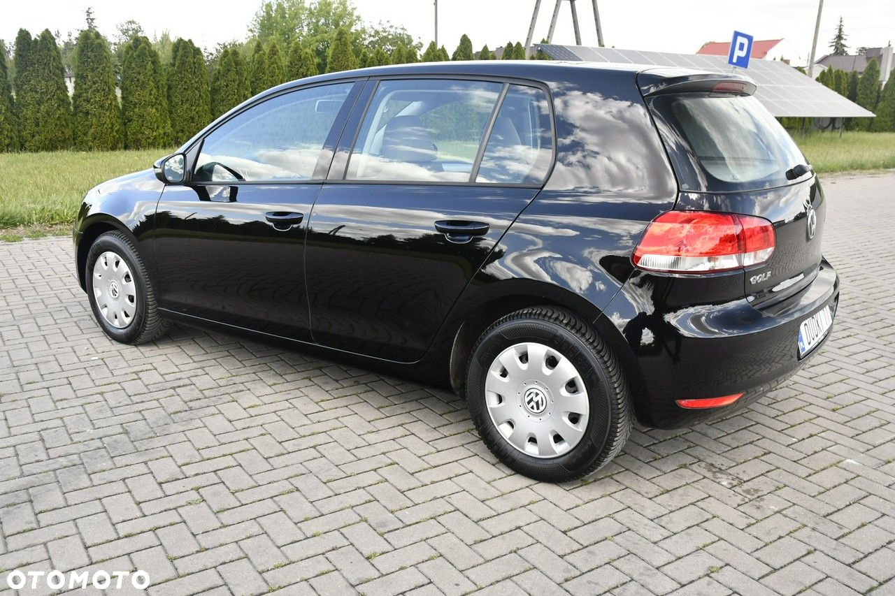 Volkswagen Golf - 12
