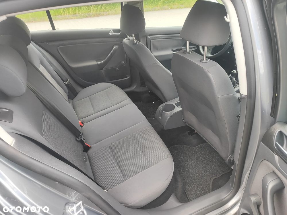 Volkswagen Golf 1.6 Edition - 38
