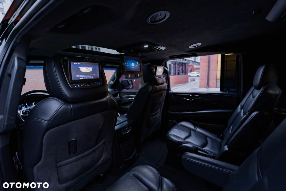 Cadillac Escalade 6.2 V8 AWD AT Platinum - 6