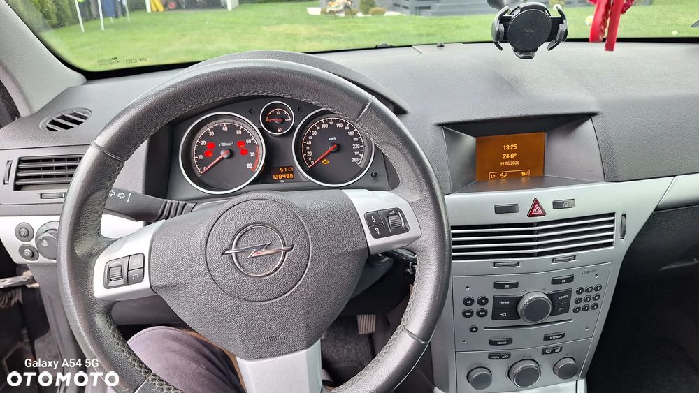 Opel Astra 1.4 Essentia - 4