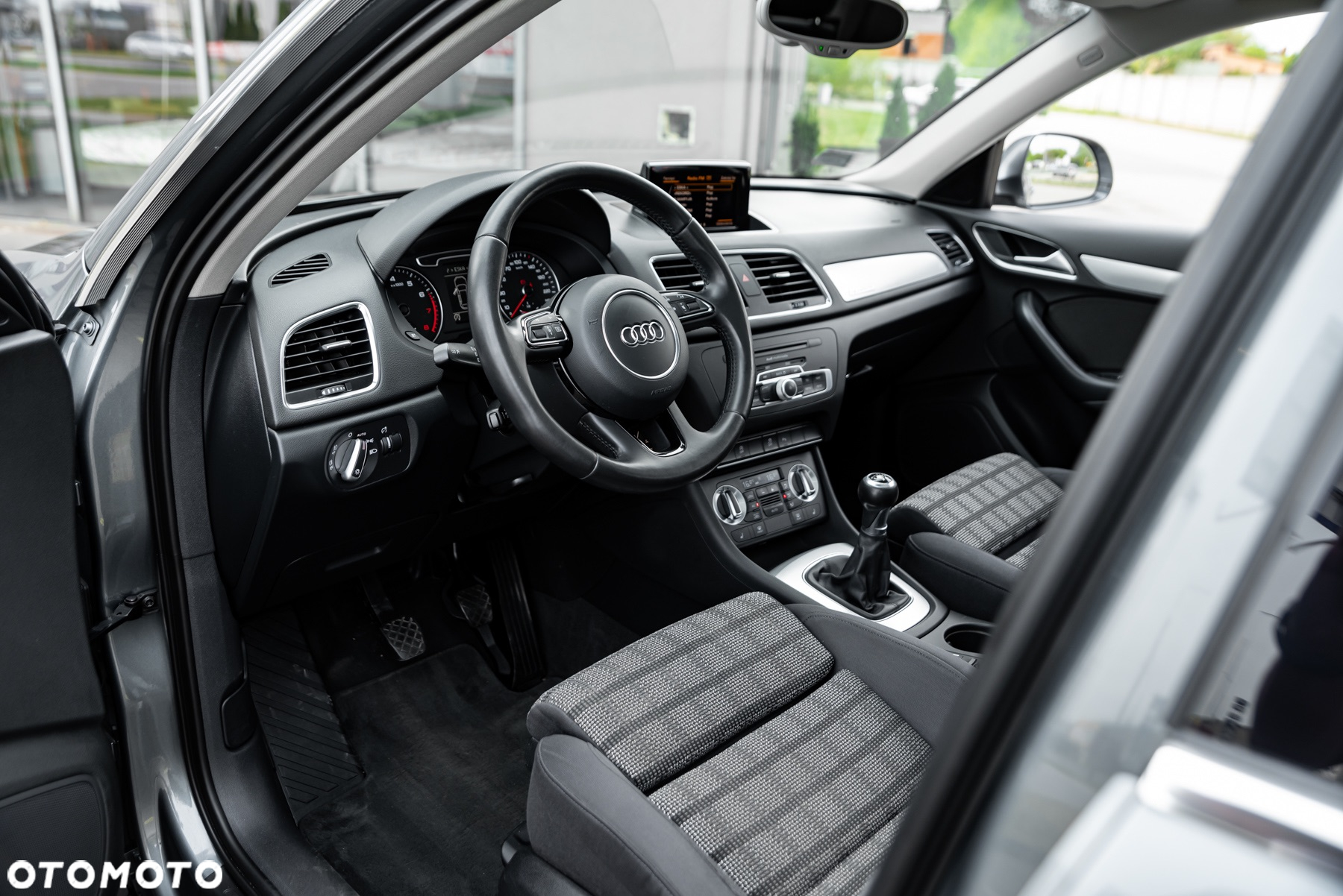 Audi Q3 2.0 TFSI Quattro - 16