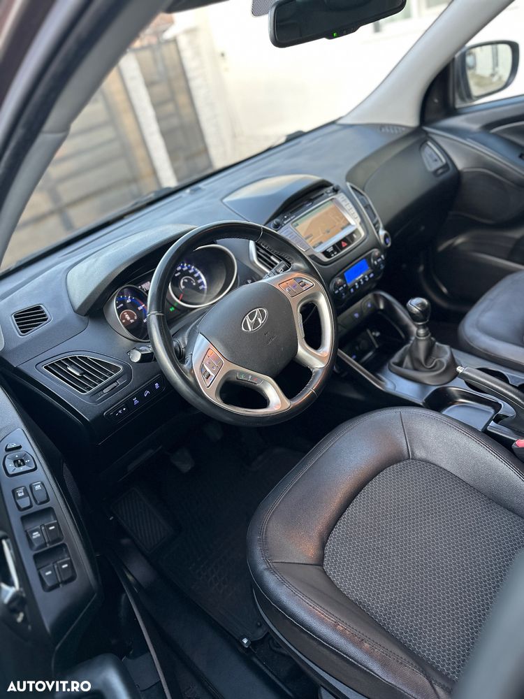 Hyundai ix35 2.0 CRDI 4WD Comfort - 8